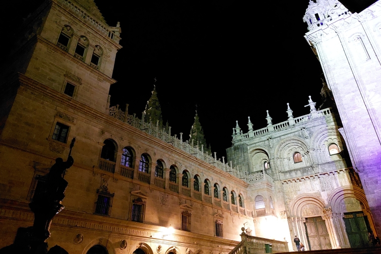 Santiago de Compostela: Land van legendes & Meigas Nacht TourSantiago de Compostela: Land of Legends & Meigas Night Tour
