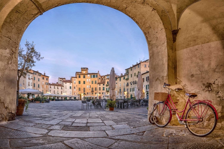Lucca, Pisa and Livorno from Florence Private Car Tour