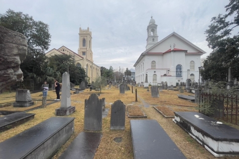 Charleston: Recorrido a pie por la iglesia y el cementerio de Miracle Mile
