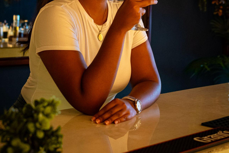 Cartagena: Centro Histórico Bar Crawl with a Local Guide