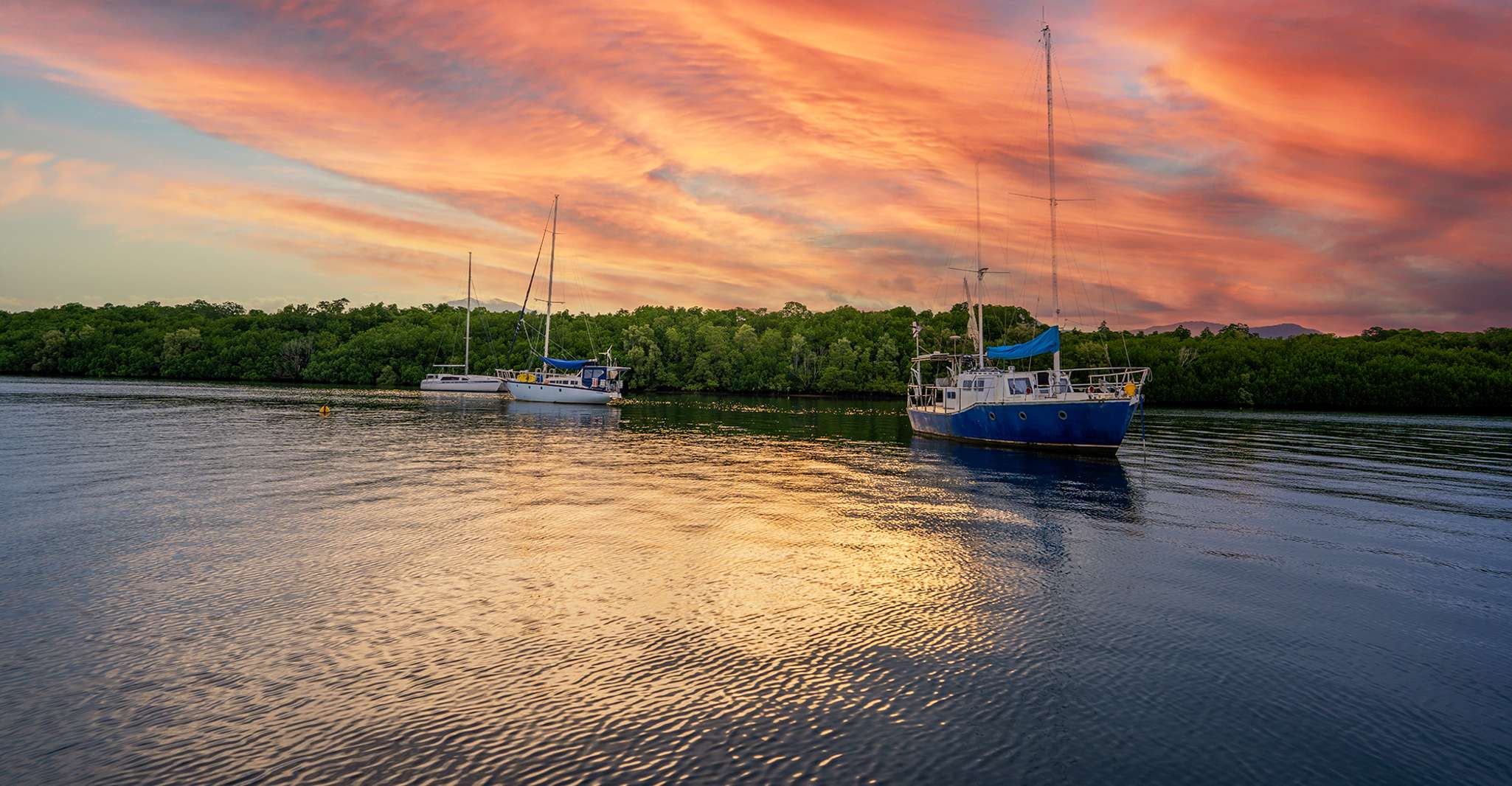 Cairns, Sunset River Cruise con snack e bevande - Hizvo