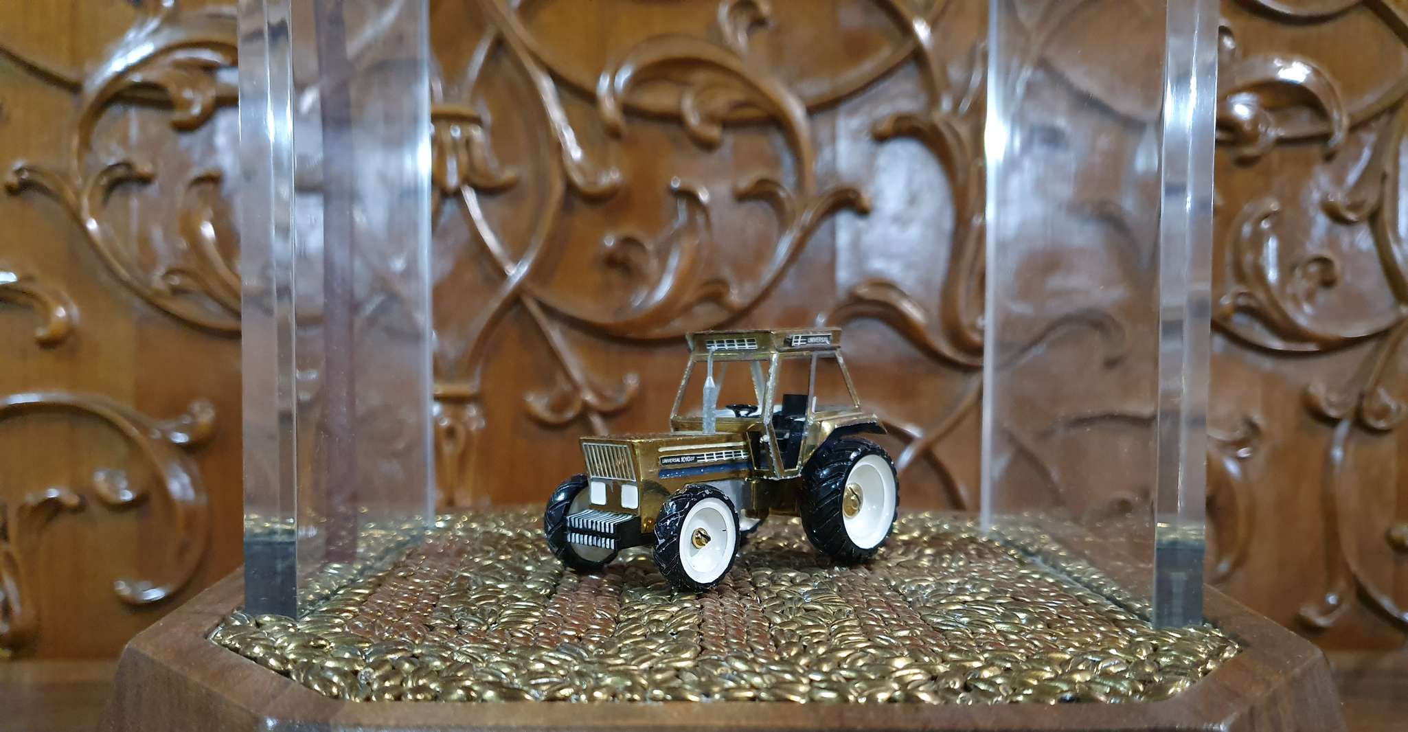 Bucarest, Snagov, Ceaușescu Mansion, & Village Museum Tour - Hizvo