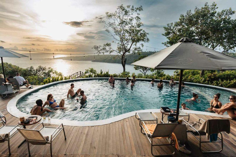 Bali: tour privato di Nusa Penida con snorkeling, tutto inclusoTour misto di Nusa Penida con servizio di pick up nell'area di Bali