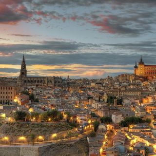 Toledo: Private Sightseeing Walking Tour in Spanish