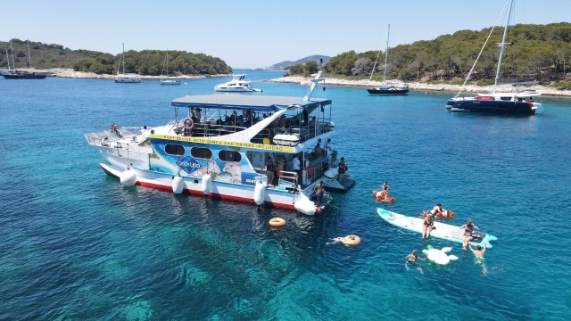 Visit Split Hvar, Brač, and Pakleni Cruise with Lunch and Drinks in Split, Croatia