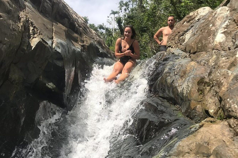 Van San Juan: dagtrip El Yunque regenwoud en waterglijbanen