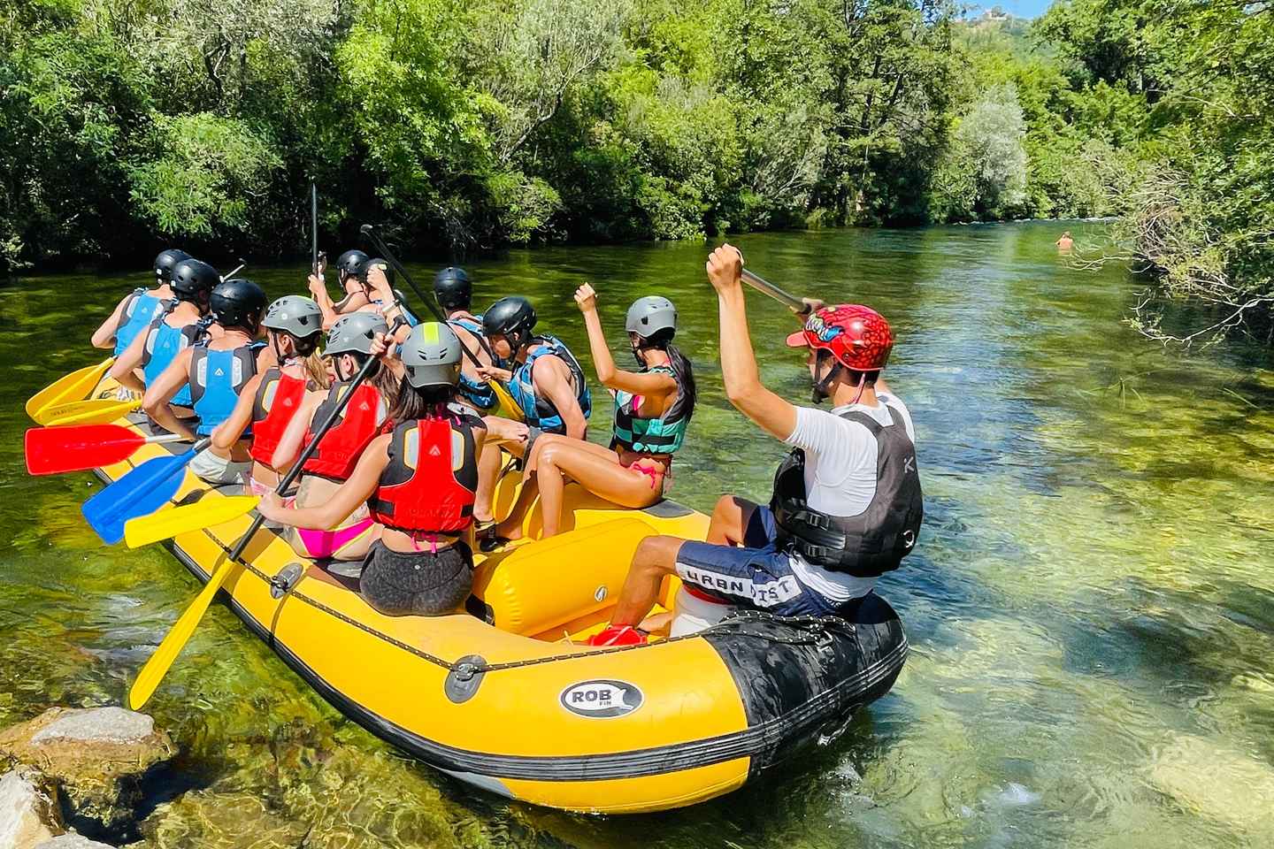 Omiš/Split: Cetina River Rafting Adventure & Cliff Jumping