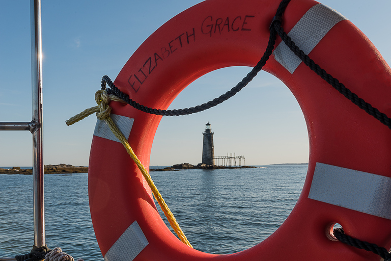 Portland: Maine Lighthouses Sightseeing Cruise with Drinks