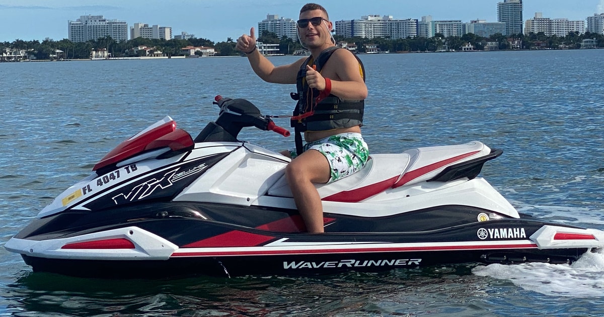 Miami: Jet Ski Rental on Biscayne Bay with Pontoon Ride | GetYourGuide