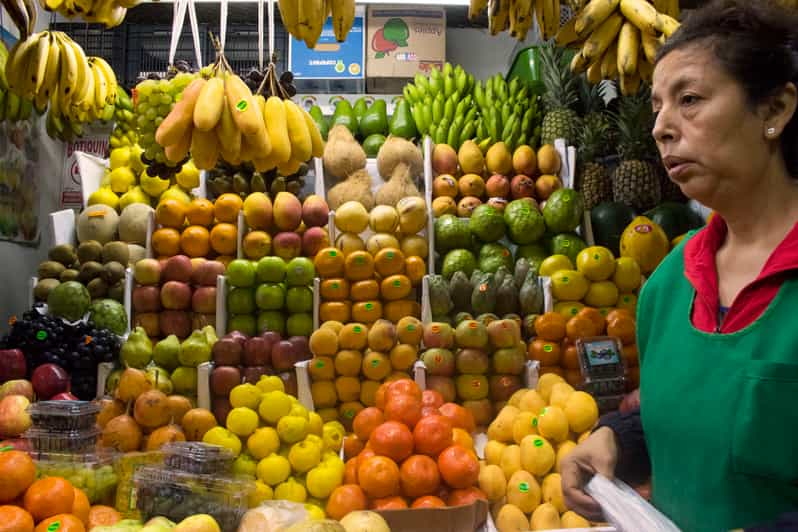 Lima Visita Al Mercado De Surquillo Y Lecci N De Cocina Peruana