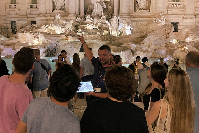 Rome: Small Group Daytime or Evening Walking Tour Rome: Under the Moonlight Evening Walking Tour
