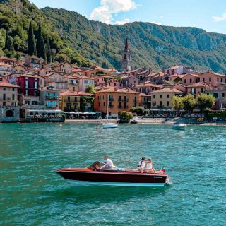 Lago di Como: tour privato in motoscafo classico