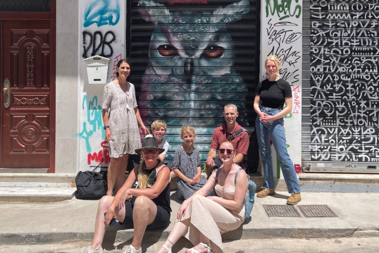Ateny: piesza wycieczka z przewodnikiem po street food i street art