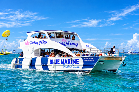 Punta Cana: Sunset Boat Party with Open Bar, DJ & Fire Show