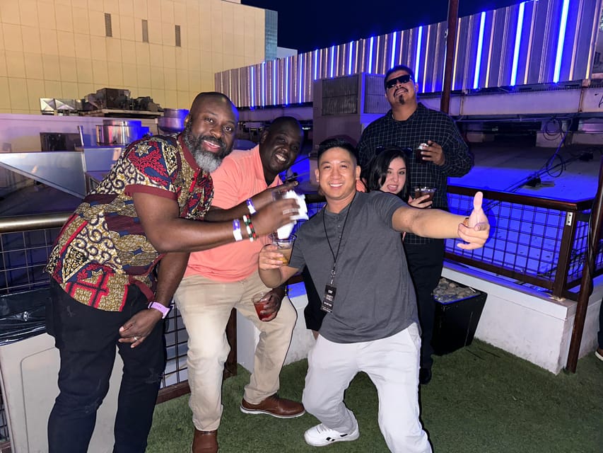 ラスベガスのダウンタウン フリーモント ストリートのバー巡り GetYourGuide