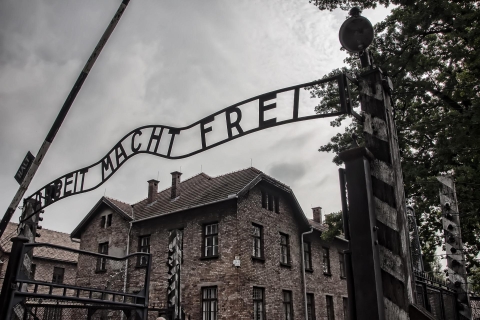 Vanuit Warschau: rondleiding Auschwitz-Birkenau met snelle treinFranse Tour