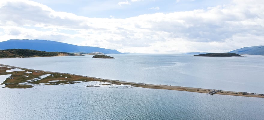 Cruises & boat tours