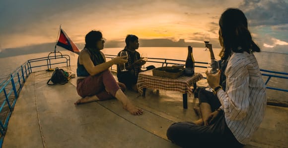 Siem Reap Floating Village Sunset Jeep Tour or SUV Car