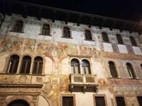 Trento private tour, medieval atmosphere of lovely old town - Housity
