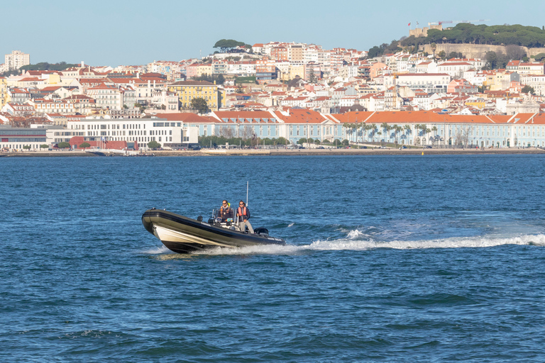 Lisboa: recorrido histórico en lancha motoraRecorrido histórico en lancha motora por Lisboa