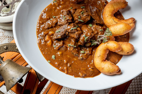 Malta: Folklore Dinner Show at a Traditional Restaurant Without Transportation