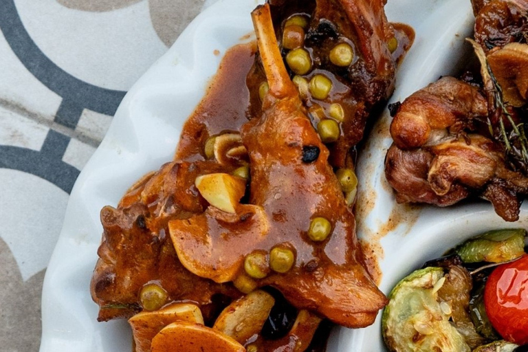 Malta: Folklore Dinner Show at a Traditional Restaurant Without Transportation