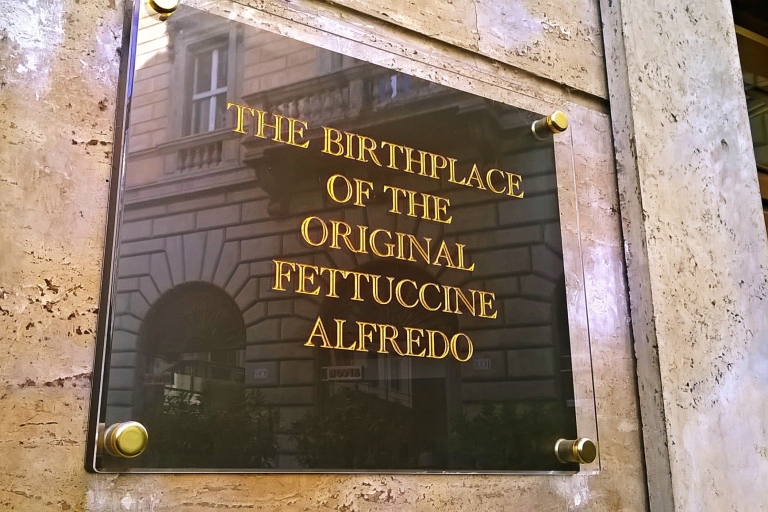 Alfredo alla Scrofa in Rome: dineer als een sterDiner at Alfredo alla Scrofa