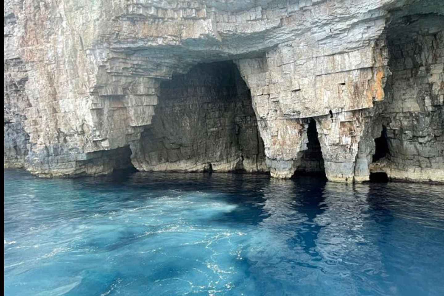 From Hvar: Blue Cave, Green Cave & 5 Islands Speedboat Tour - From Hvar: Blue Cave, Green Cave & 5 Islands Speedboat Tour