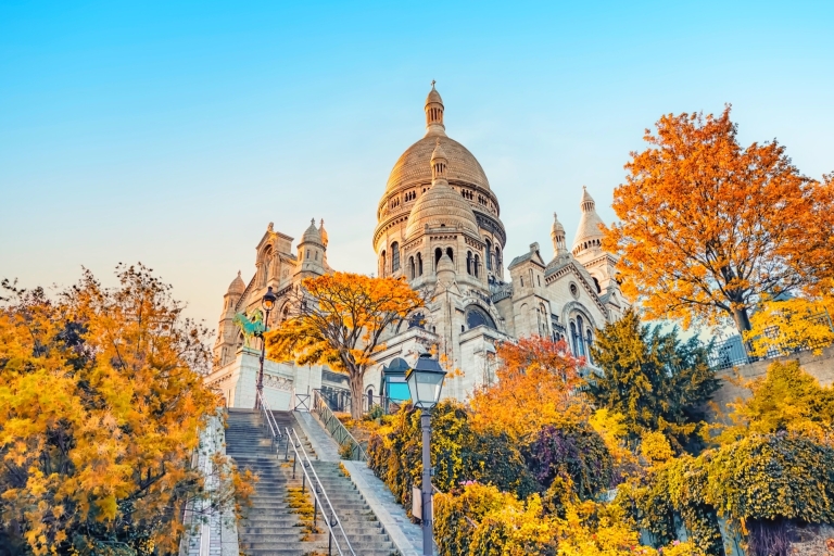 Paris: Montmartre Self-Guided Scavenger Hunt Walking Tour