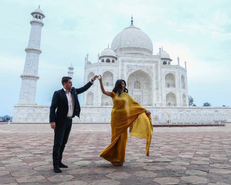 The Story Behind Princess Diana's Iconic 1992 Taj Mahal Photo