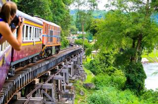 Ab Bangkok: Death Railway & River Kwai Bridge Private Tour