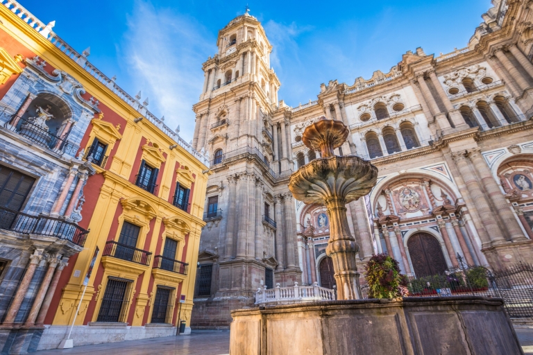 Malaga: chasse au trésor autoguidée et visite guidée