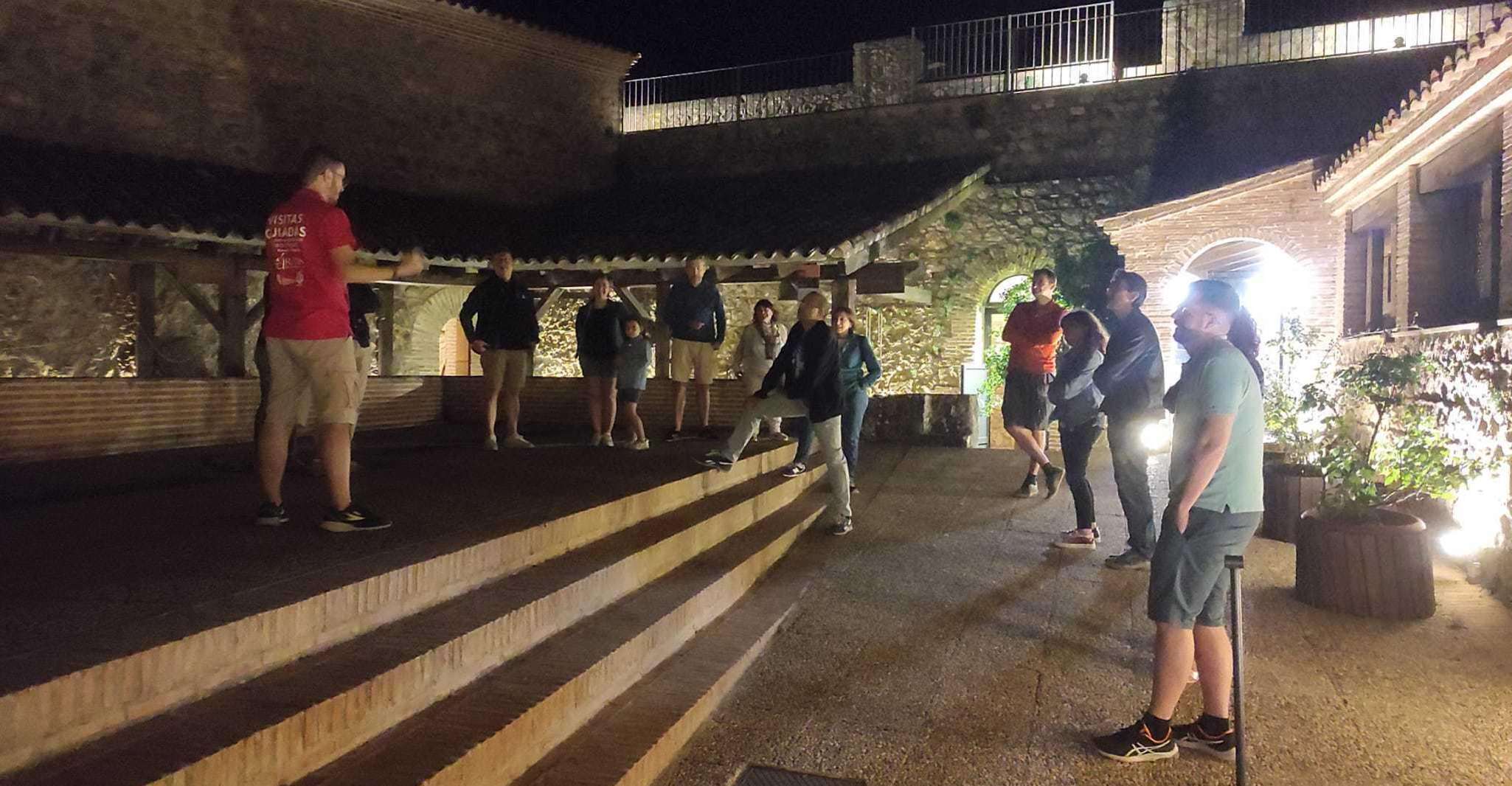 Visita guiada al Castillo de Segura de la Sierra - Hizvo