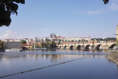 Prague : visite guidée à pied de la vieille ville et balade en bateau