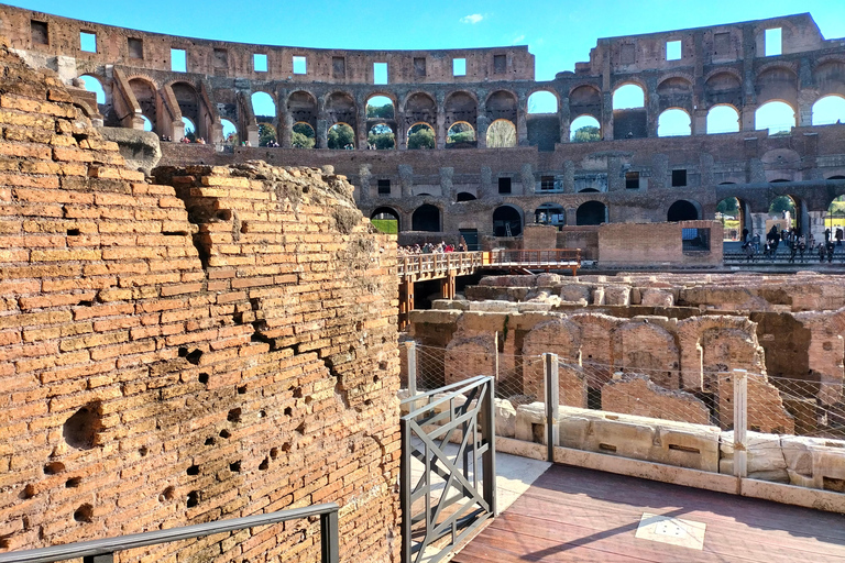 Rome: Wandeltour met gids door het Colosseum en het oude Rome