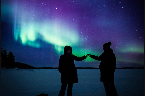 Saariselkä,Kakslauttanen: Aurora Hunting & Photography Tour. Private Aurora Hunting & Photography Tour By Minivan
