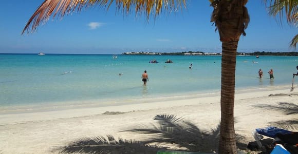 From Montego Bay: MBJ Airport to Negril Private Transfer