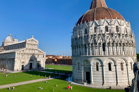 Desde La Spezia: excursión en tierra de ida y vuelta al crucero de PisaTraslado y recorrido a pie por la ciudad de Pisa