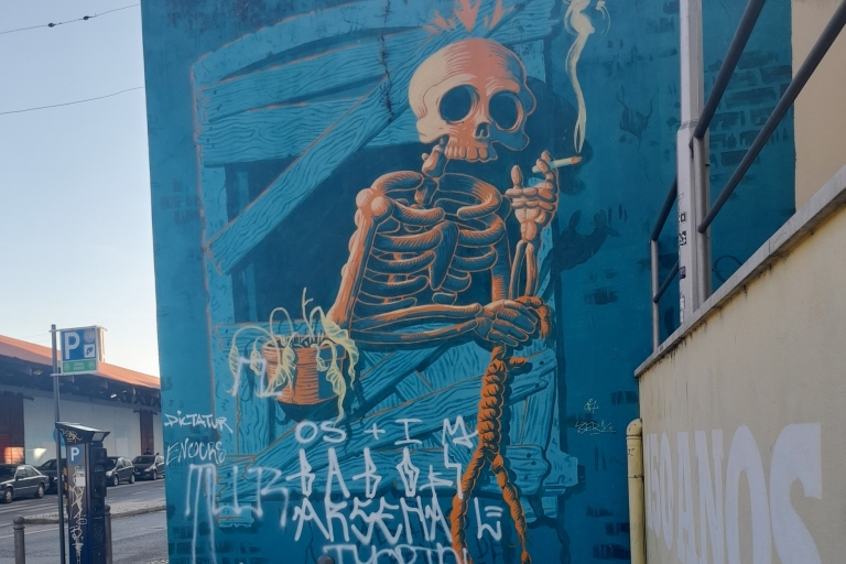 Lisbonne: visite privée d'art de rue en tuk-tuk