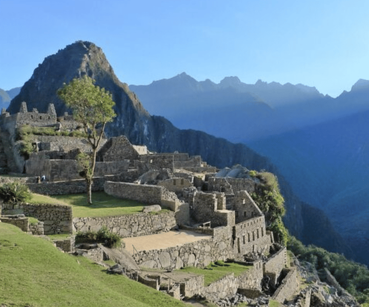 6-Day Tour from Lima: Cusco, Machu Picchu, & Sacred Valley