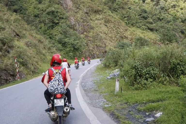 Van Hanoi: Ha Giang begeleide driedaagse trip