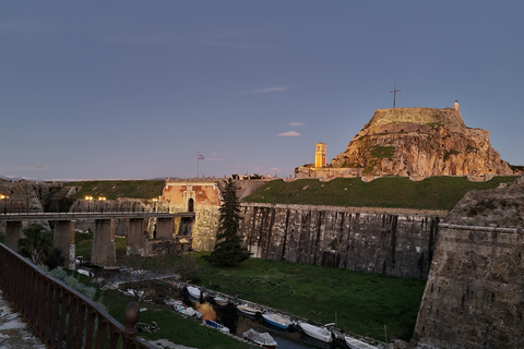 Ciudad de Corfú: Excursión Mitos y Leyendas OscurasVisita en alemán