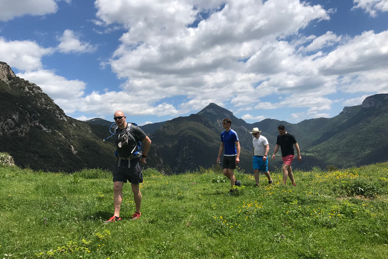 Walking Tour and Swim Waterfalls of the Pyrenees Mountains Hiking and Swim Waterfalls of the Pyrenees Mountains