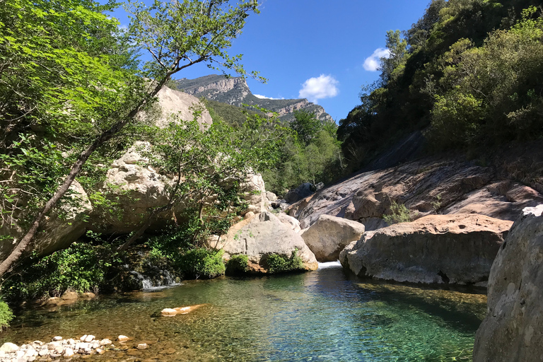 Wandeltour en zwem watervallen van de PyreneeënWandelen en zwemmen in de watervallen van de Pyreneeën