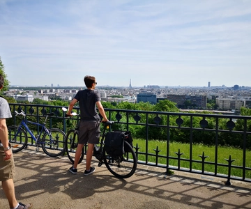 Paris: Versailles Palace & Queen Hamlet E-Bike Tour