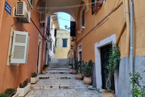 Casanova's Corfu-escapade en Venetiaanse tijdgeheimenGiacomo Casanova & Corfu-stad Terug naar de Venetiaanse tijd