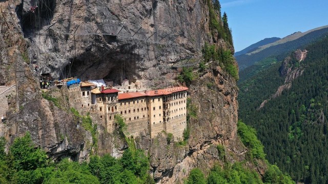 Visit From Trabzon Soumela Monastery and Karaca Cave Day Trip in Trabzon, Turkey