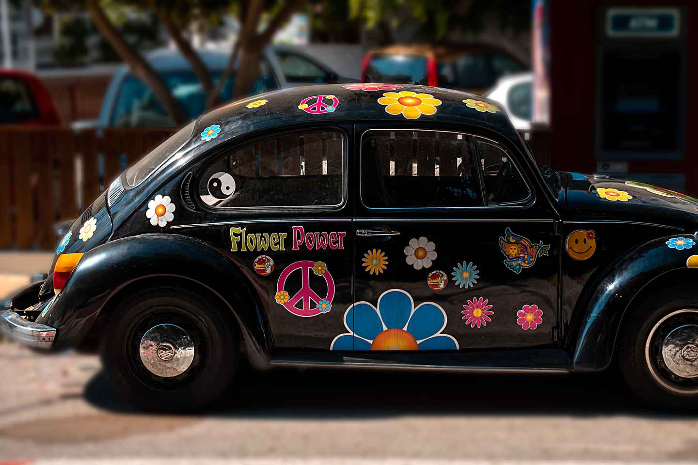 From Heraklion: Day Trip to Matala Hippie Beach and Caves