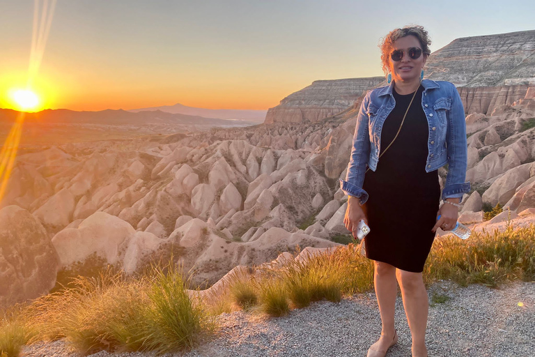 Tour serale e al tramonto in Cappadocia con cenaCappadocia Tour al tramonto e notturno con cena