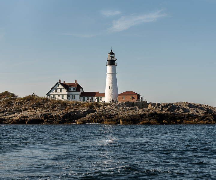 Portland: Sunset Lighthouse Cruise in Casco Bay with Drinks